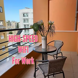 Apartament Vip On Makenzie, Larnaca