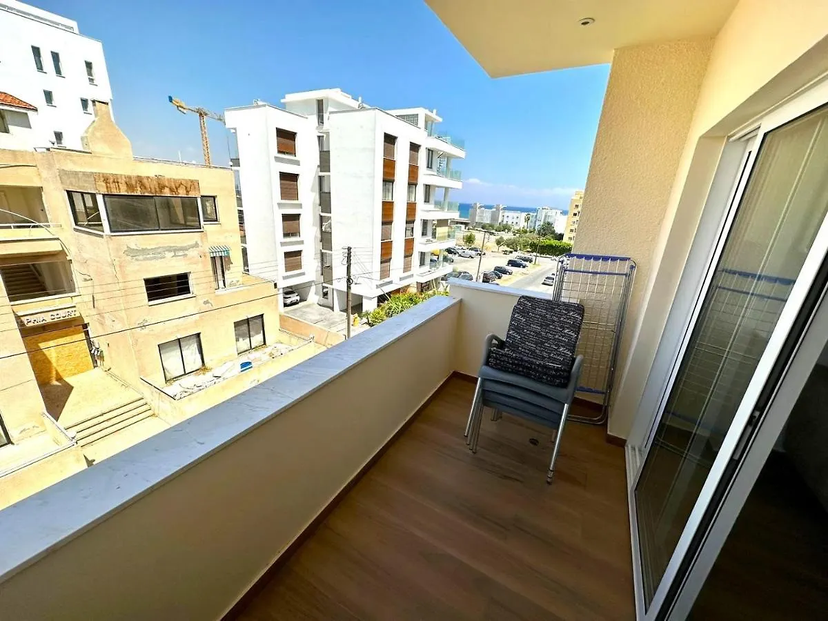 Apartament Sea View Apt - 2 Min Walk To The Beach & 200 Mbit Highspeed Internet Larnaca